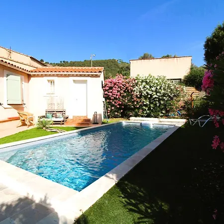 Villa Vieux Moulin Avec Piscine Pour 7 Personnes Avec Piscine A *