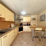 Vieux Moulin Avec Piscine Pour 7 Personnes Avec Piscine A וילה *
