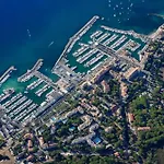Vieux Moulin Avec Piscine Pour 7 Personnes Avec Piscine A * Hyeres