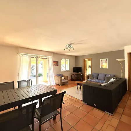 Vieux Moulin Avec Piscine Pour 7 Personnes Avec Piscine A Βίλα Ιέρ