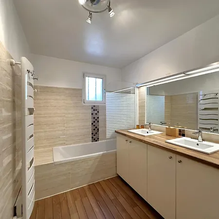 Viieux Moulin Avec Piscine Pour 7 Personnes Avec Piscine à *